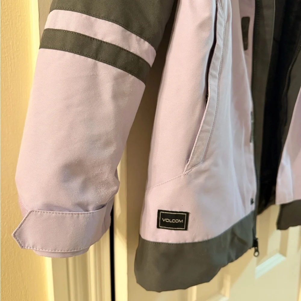 Volcom Lavender and Gray Snow Jacket - Picture 3 of 7